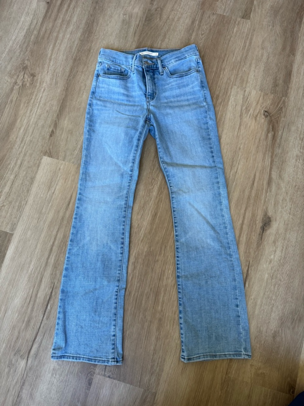 Levi's Shaping Bootcut Women's Jeans
